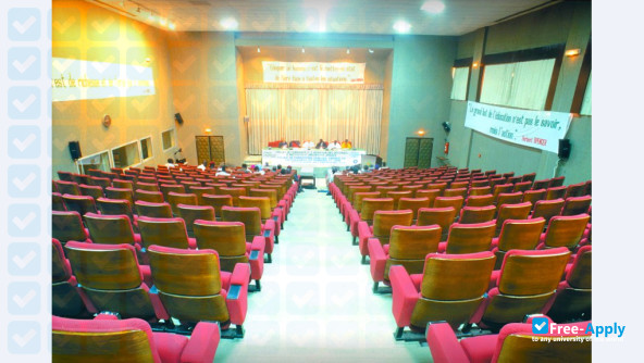 Фотография Center African Of Studies Higher Managerial (Cesag)