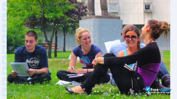 Foto de la University of Kragujevac #4