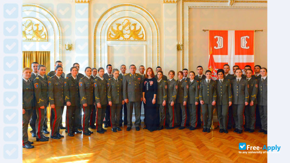 Foto de la University of Defense #9