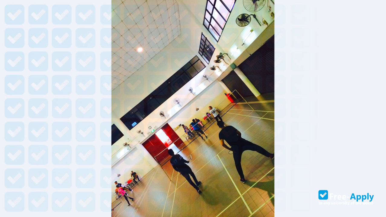 BMC International College photo #6