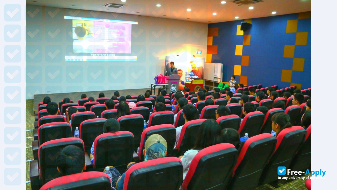 Foto de la EASB East Asia Institute of Management #10