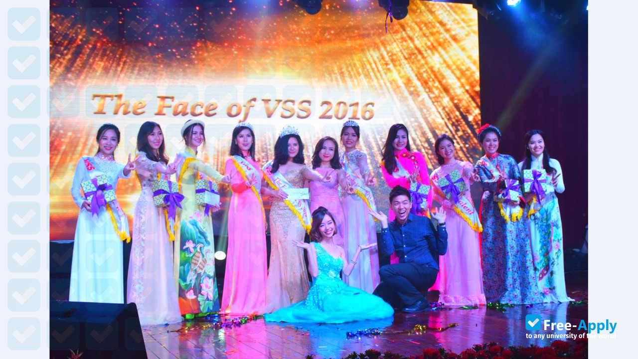 Foto de la EASB East Asia Institute of Management #11