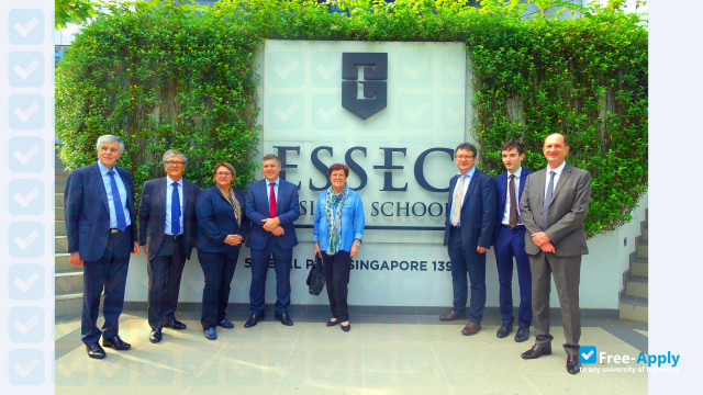 ESSEC Business School, Asia Pacific Campus photo #9