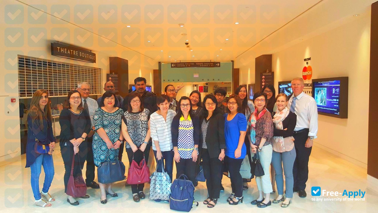 Photo de l’Marketing Institute of Singapore #12