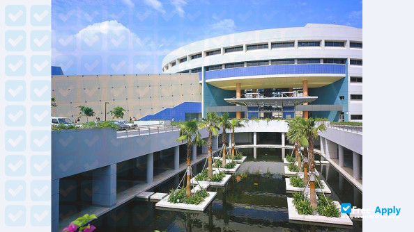 Nanyang Polytechnic photo #8