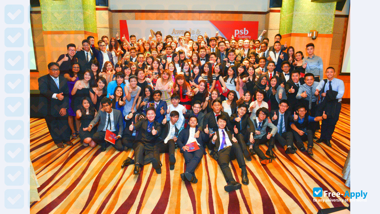 Foto de la PSB Academy Singapore #11
