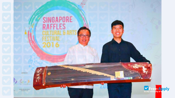 Foto de la Singapore Raffles Music College #11