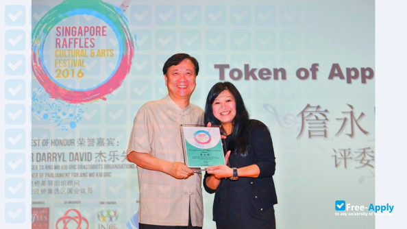 Foto de la Singapore Raffles Music College #5