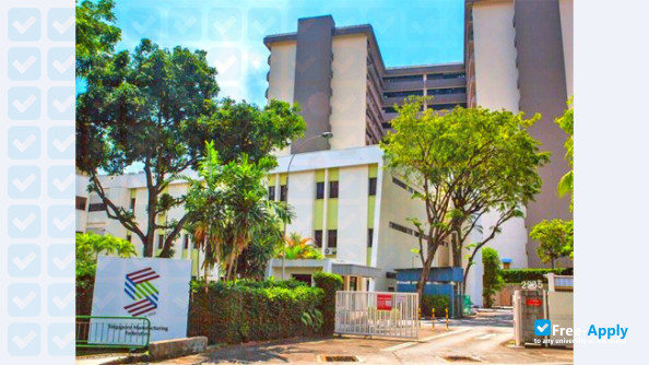 SMF Institute of Higher Learning (SMa Institute) photo #5