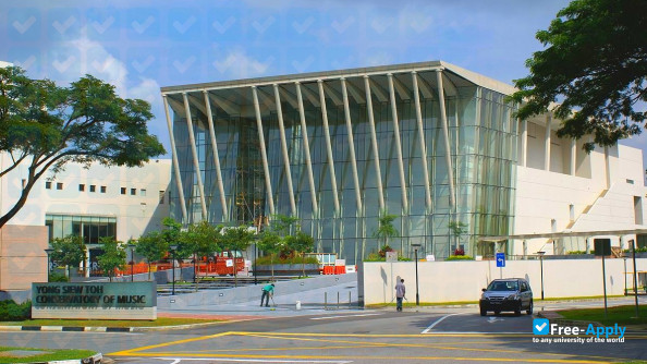 Foto de la Yong Siew Toh Conservatory of Music #9