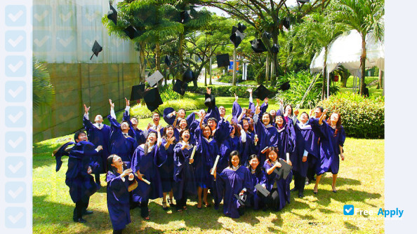 Foto de la Yong Siew Toh Conservatory of Music #11