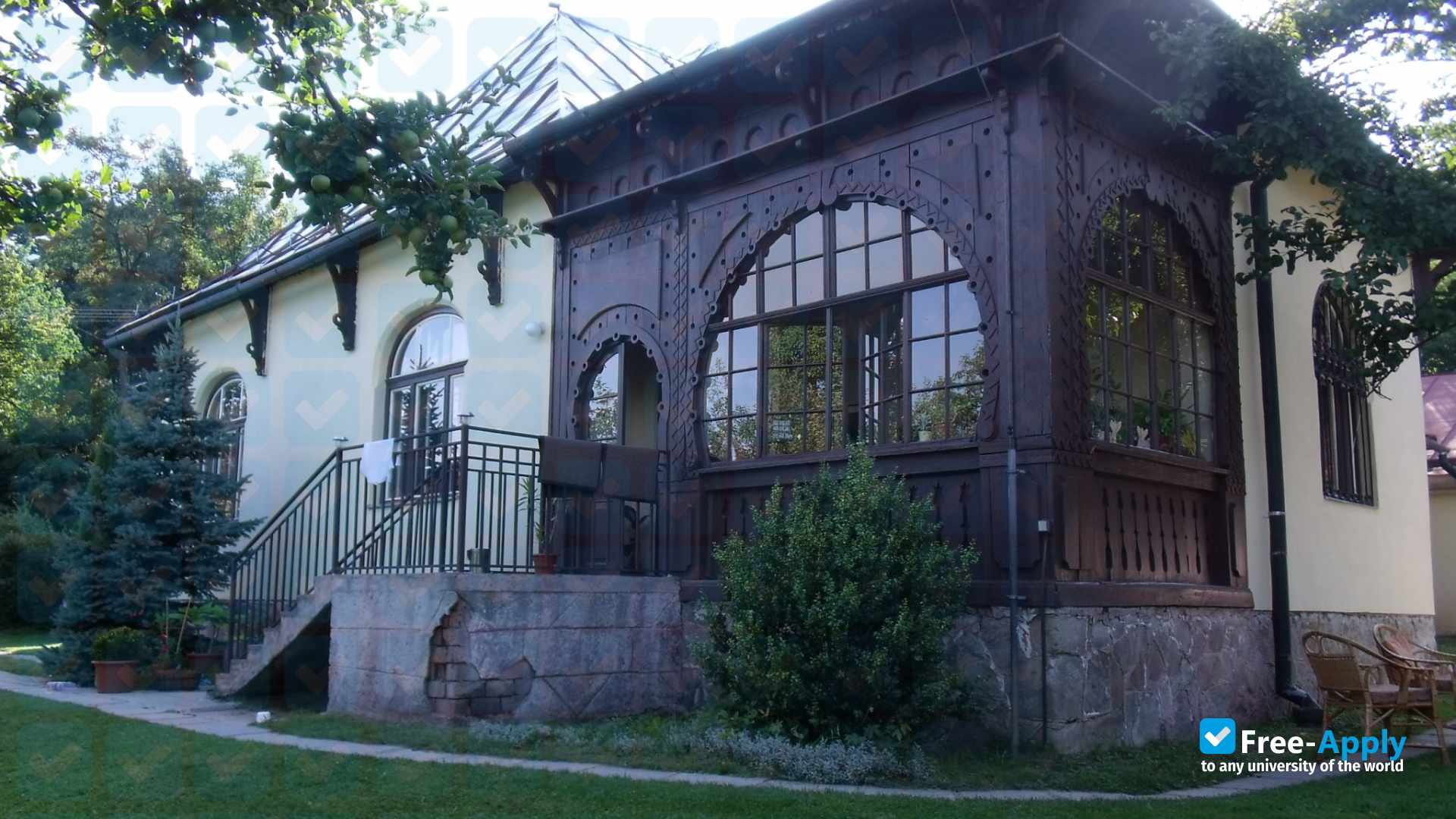 Ján Albrecht Music and Art Academy in Banská Štiavnica фотография №6