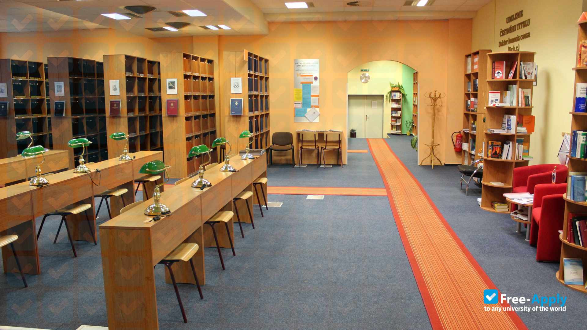 University of Security Management in Košice фотография №12