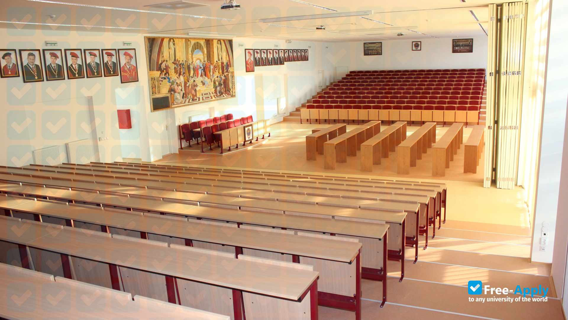 University of Security Management in Košice фотография №2