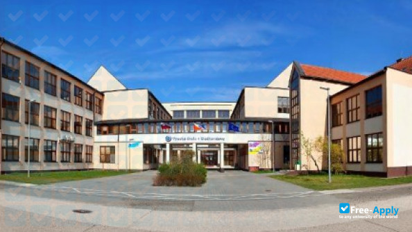 Foto de la Danubius College (Sládkovičova College) #1