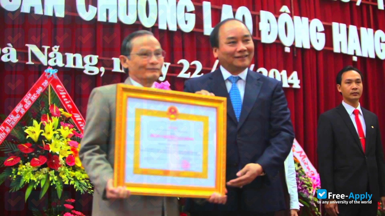 Photo de l’Duy Tan University #4