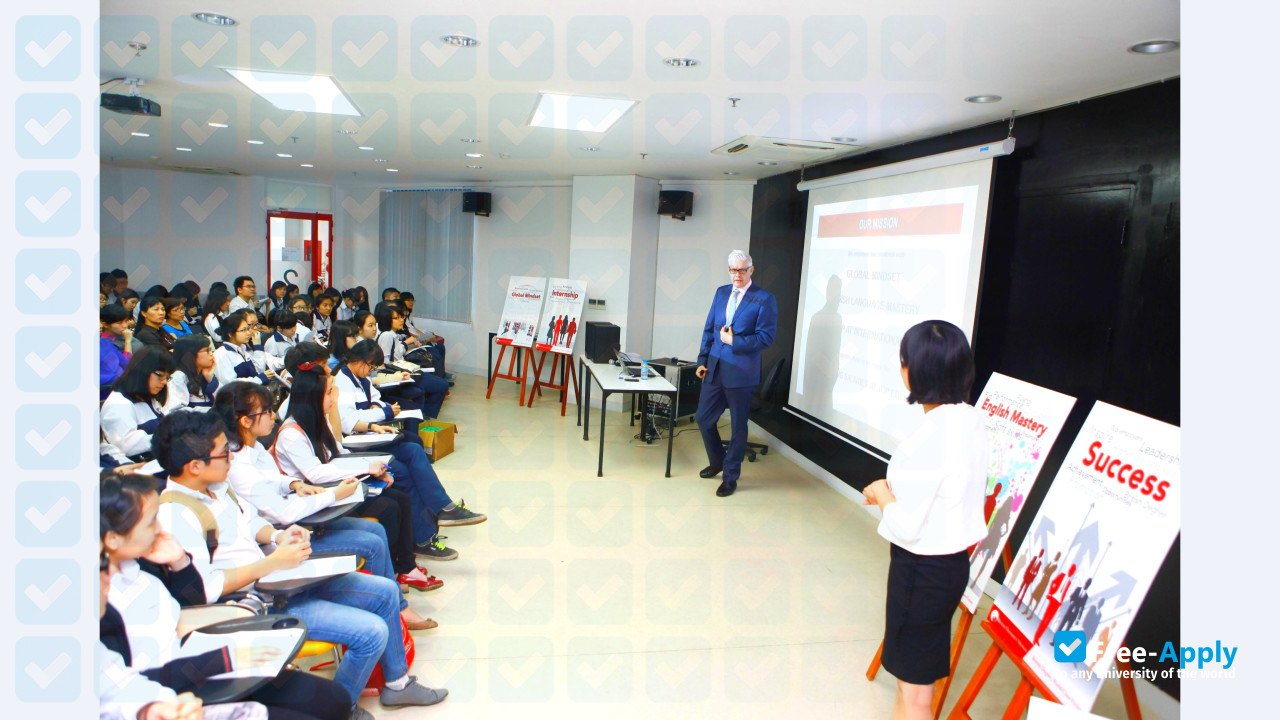 Photo de l’Hanoi Open University #2