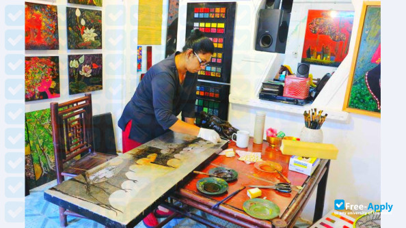 Hanoi University of Industrial Fine Arts photo #4