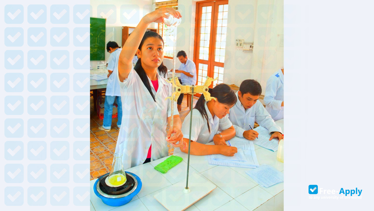Mekong University photo #3