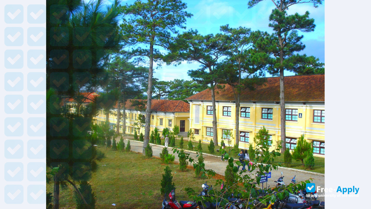 University of Da Lat photo #4