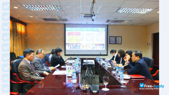 VNU University of Economics and Business photo #2