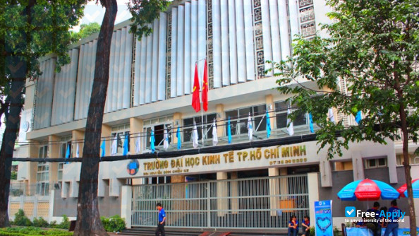 VNU University of Economics and Business photo #3