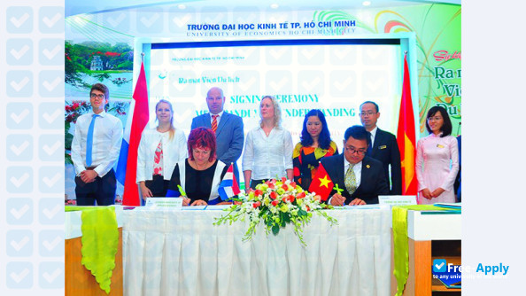 Photo de l’University of Economics Ho Chi Minh City #4