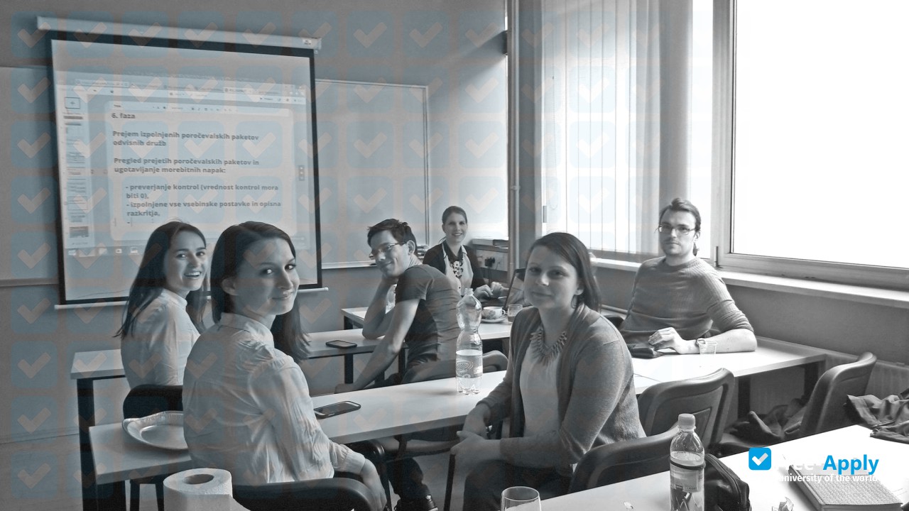 Foto de la College of Accounting Ljubljana #18
