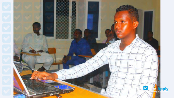 Nugaal University photo #11