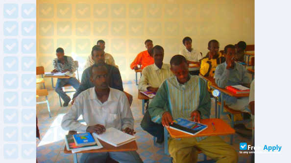 Foto de la Somaliland University of Technology #6