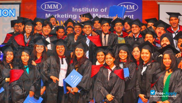 Photo de l’IMM Graduate School of Marketing #4