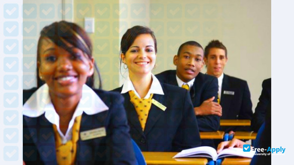 Foto de la International Hotel School #4