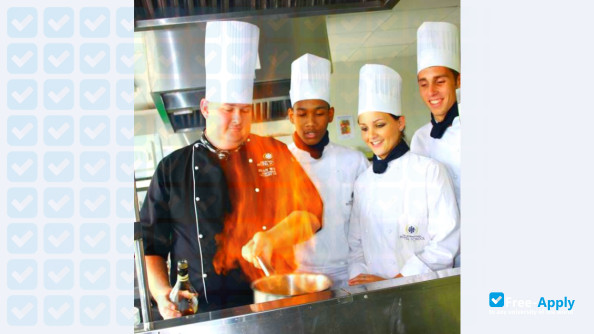 Foto de la International Hotel School #8