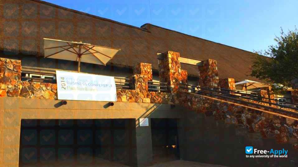 Foto de la Doxa Deo School of Divinity #2