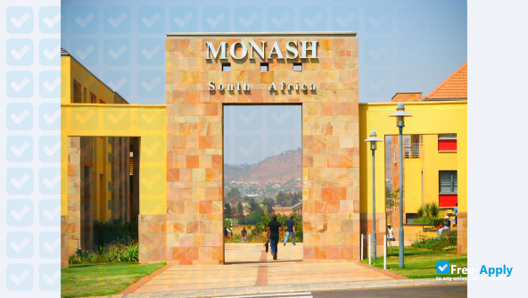 Foto de la Monash University South Africa #5