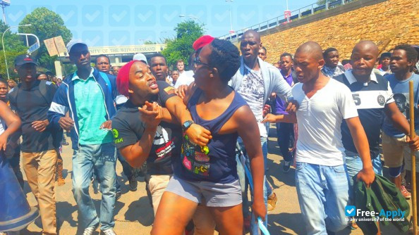 Rhodes University photo #7