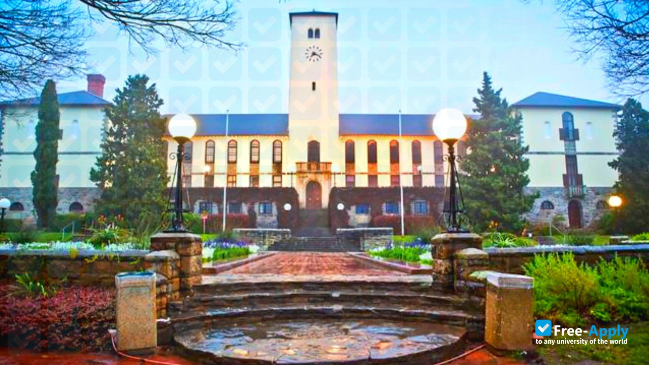 Rhodes University photo #10