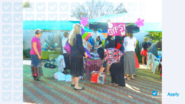 Sonett International Academy photo #6