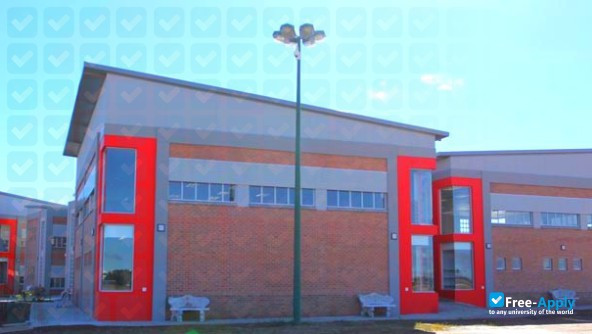Foto de la Central University of Technology #4