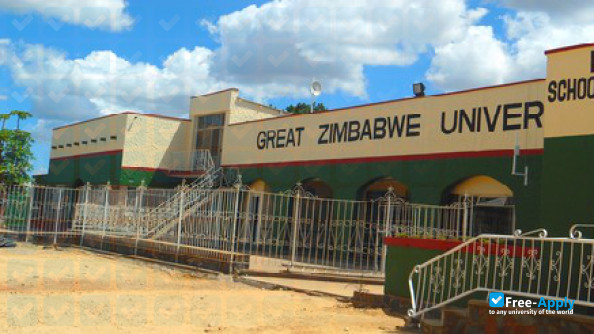 Foto de la Great Zimbabwe University #5