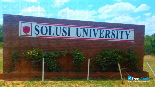 Foto de la Solusi University #2