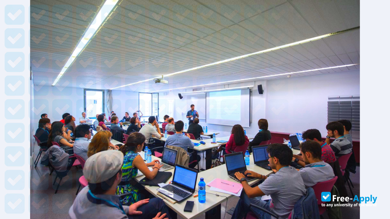Barcelona Graduate School of Economics photo #6