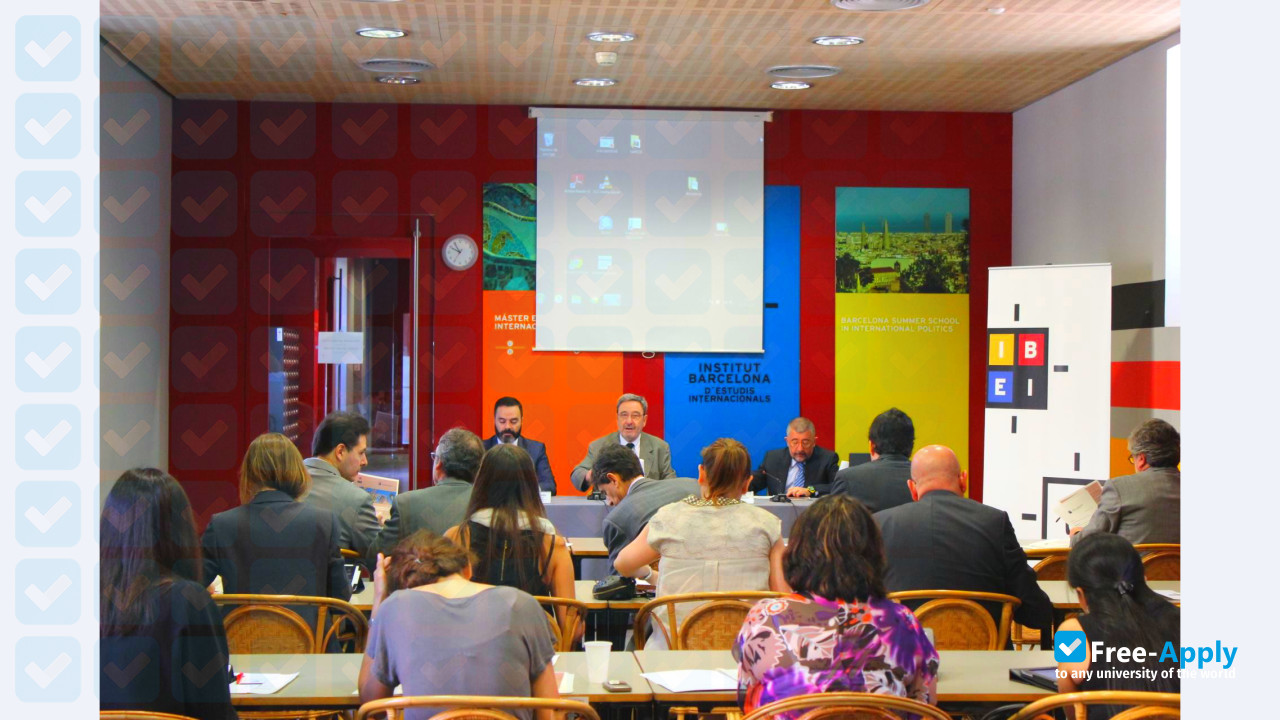 Barcelona Institute of International Studies photo #8
