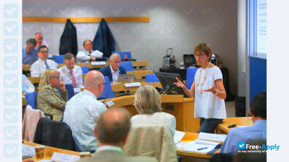 Foto de la ESADE Business School Barcelona #4