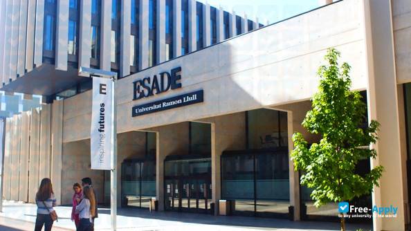 Foto de la ESADE Business School Barcelona #2