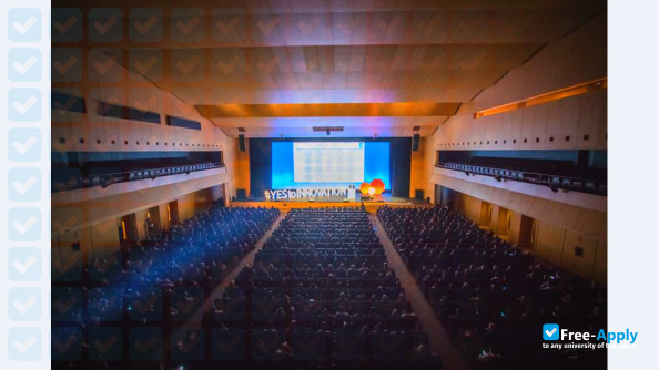 Foto de la ESADE Business School Barcelona #6