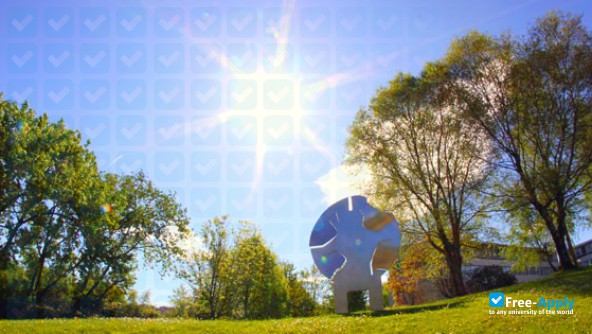 Foto de la The School of Engineering at San Sebastián (TECNUN) #7