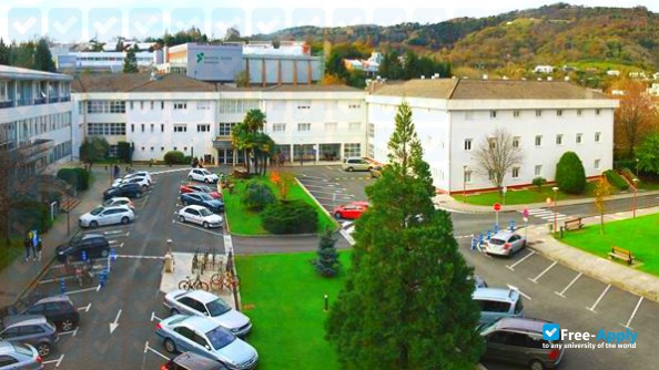 Foto de la The School of Engineering at San Sebastián (TECNUN) #6
