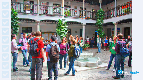 Foto de la University of Granada #7