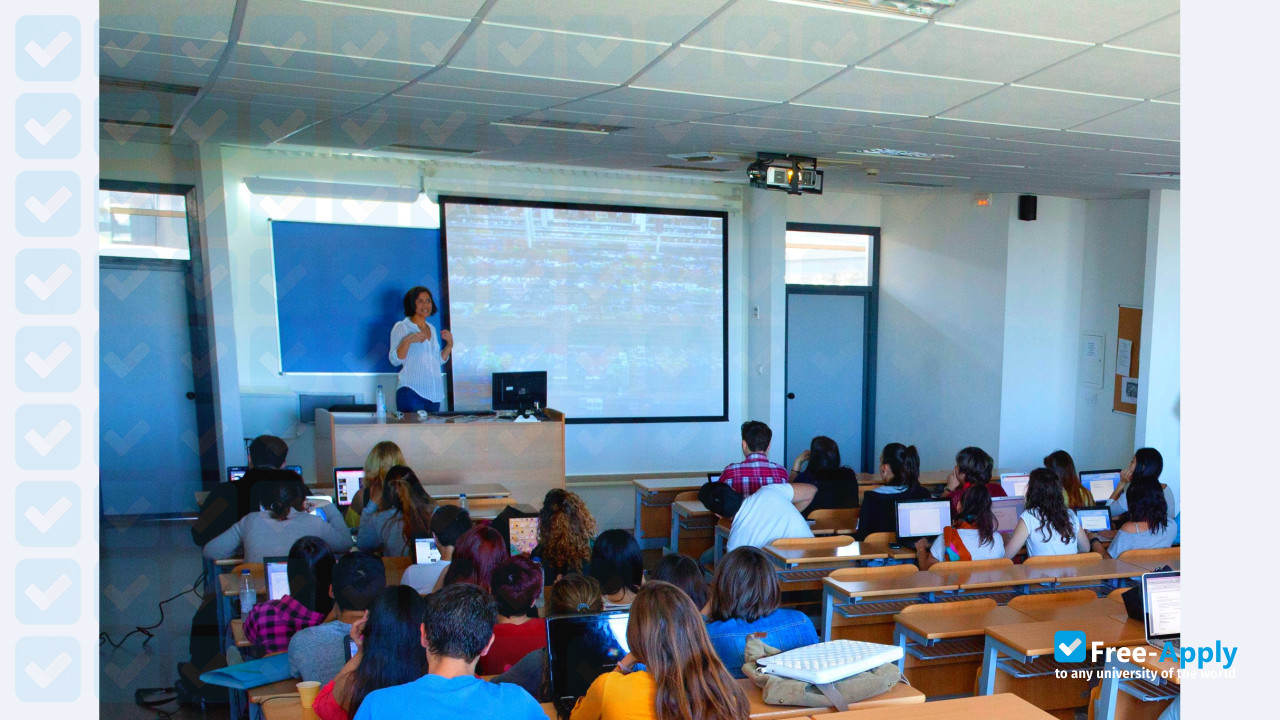 Cadiz University photo #5